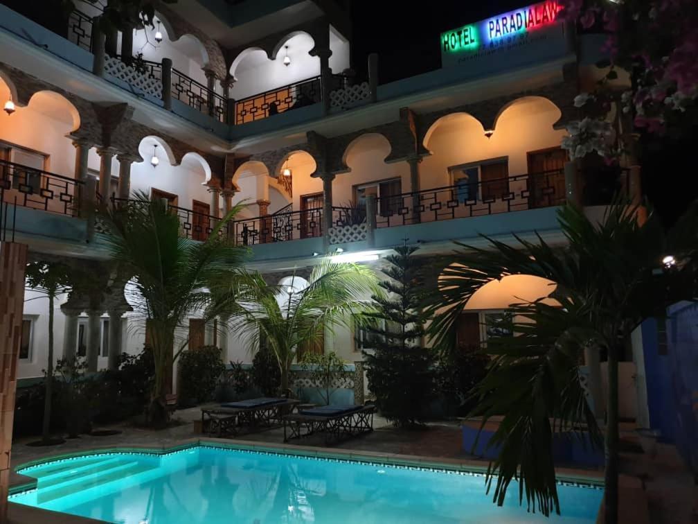 Hotel Paradialaw Dakar Exterior photo